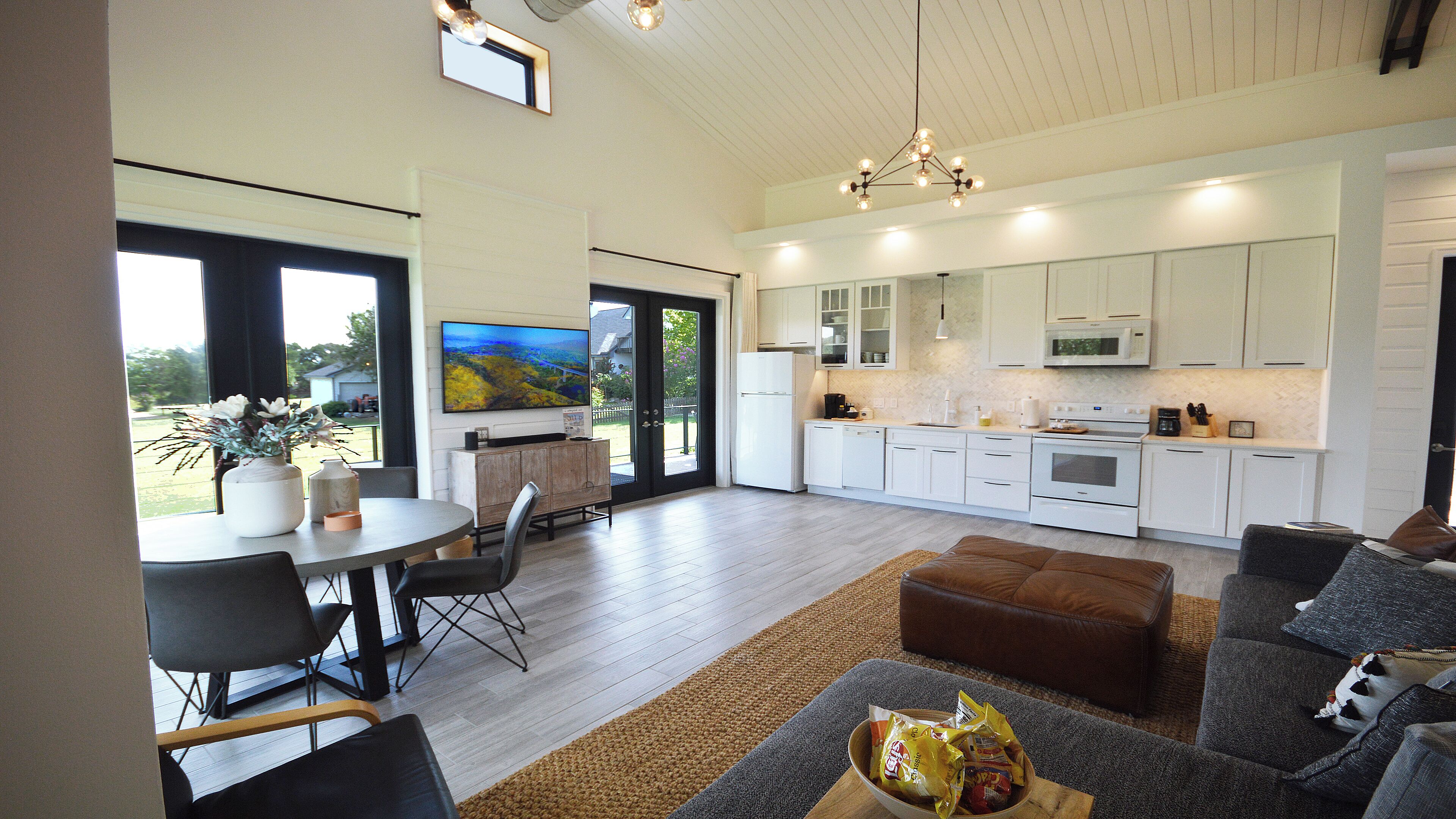 Smart TV, biblioteca musical y impresora 