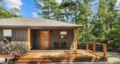 Charming 3-bedroom Summer House in Brookeland