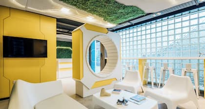 UNDERGROUND CAPSULE