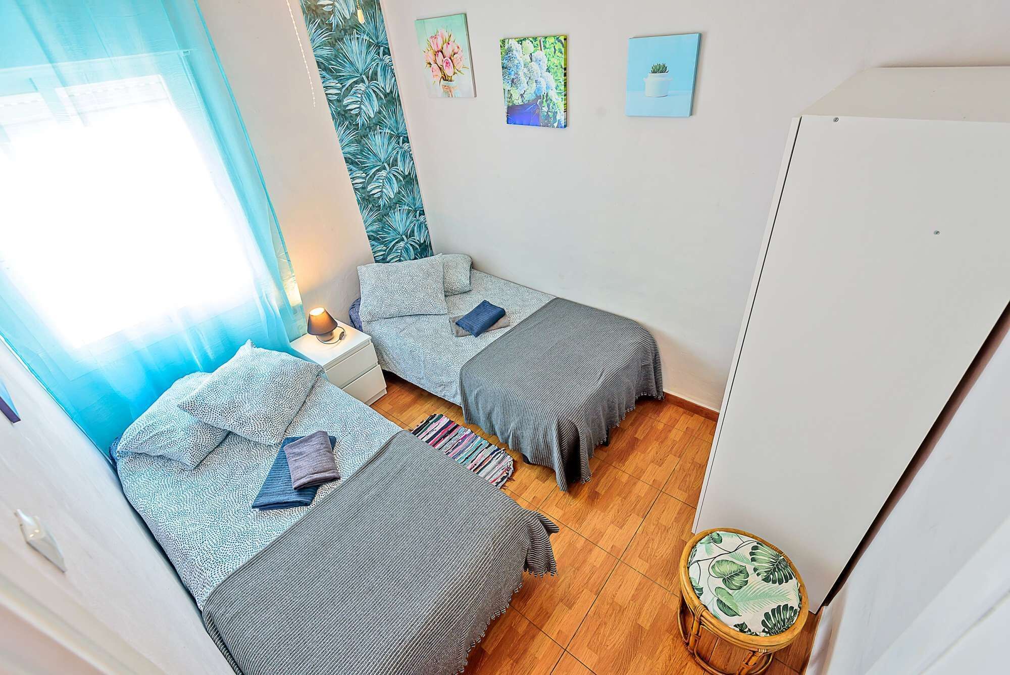 3 chambres, bureau, fer et planche à repasser, Wi-Fi