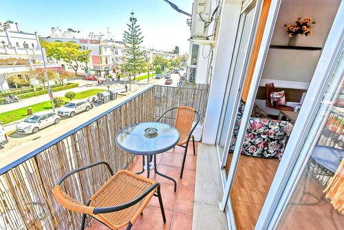 Plaza de Toros 3-Bedroom Apartment with Balcony
