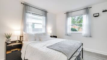 2 bedrooms, iron/ironing board, WiFi, bed sheets