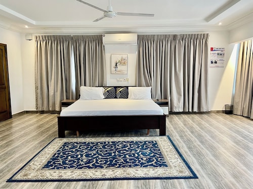 Workview Suites by Pot of Gold