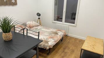 2 makuuhuonetta, internet, vuodevaatteet