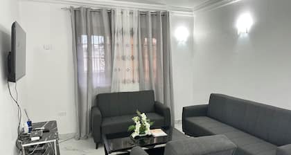 Charming 1-bedroom Ocean View Apartment with Wi-Fi, AC and Generator #1