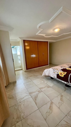1 bedroom, iron/ironing board, WiFi, bed sheets
