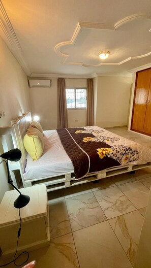 1 bedroom, iron/ironing board, WiFi, bed sheets