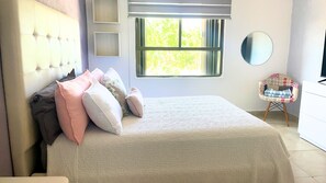 3 bedrooms, iron/ironing board, WiFi, bed sheets - 5 minutes away from Xcaret and Xplor Park! Ideal house for a family. (Playa del Carmen)