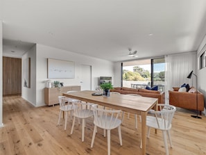 Interior - Margaret's Luxe Penthouse - exclusive retreat! (Margaret River)