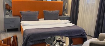 VALERON SUITE PREMIUM