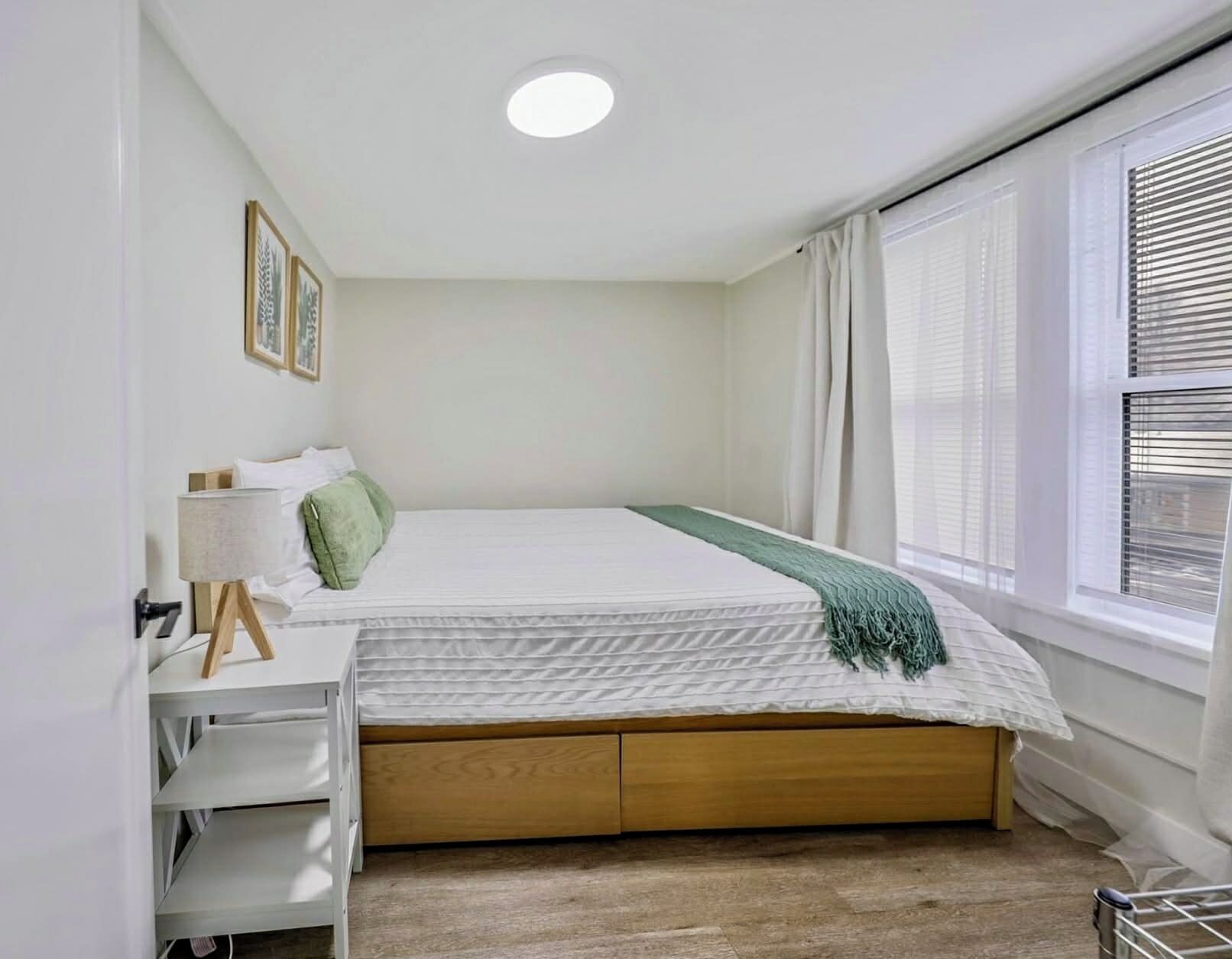 1 chambre, bureau, accès au Wi-Fi (inclus), literie fournie