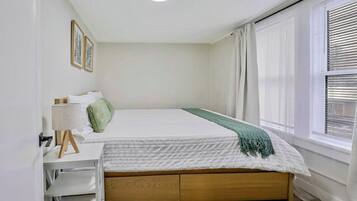 1 chambre, bureau, accès au Wi-Fi (inclus), literie fournie