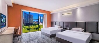 Fuyang Youyou Express Hotel (High-speed Railway Station)