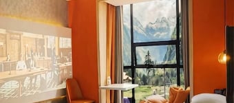 Fuyang Youyou Express Hotel (High-speed Railway Station)