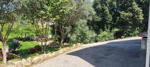 Quiet villa in a private estate in the small village of Afa