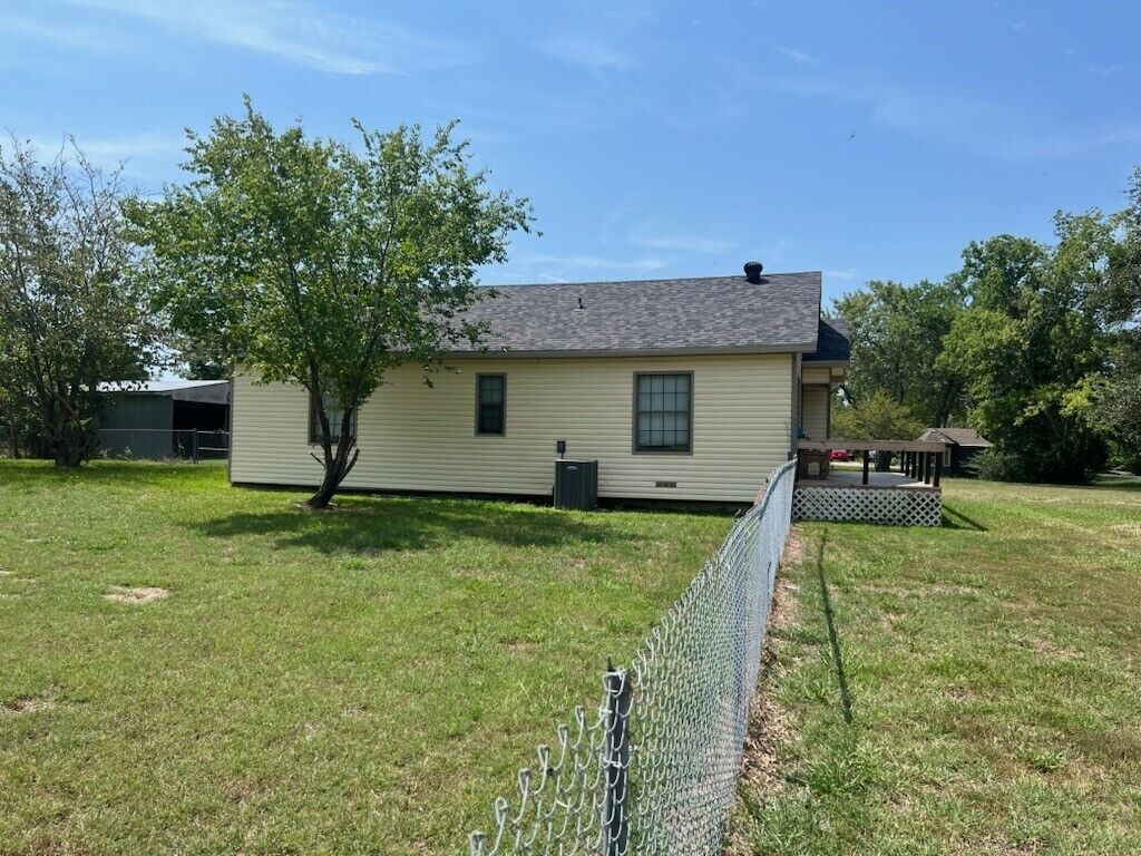 Catfish Capitol Charming 2-bdrm 1 bathroom house in peaceful East Tawakoni 