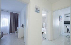 3 bedrooms, free WiFi, bed sheets