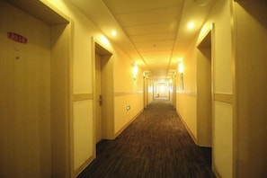 Interior - Jinjiang Inn (Xi'an Jianguomen, Jiaotong University, Hepingmen Metro Station) (Xi'an)