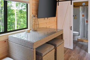 Dusche, Handtücher, Seife, Shampoo