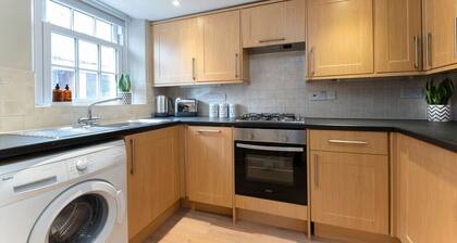 Cosy Peaceful Self Contained Home in Montpellier