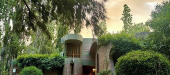 5 JOTAS DARRAGUEIRA Guest House & Loft