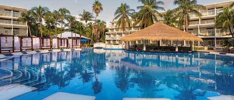 5 outdoor pools