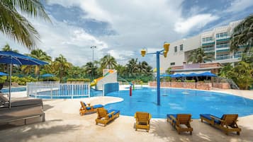 5 outdoor pools