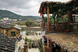 Unclassified image, 4 of 66, button - Waiting For You at Yunshuiyao Inn (Nanjing County)