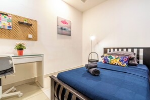 Room - Sleeps 6 Near Bukit Jalil Fiber Long Short Stay (Kuala Lumpur)