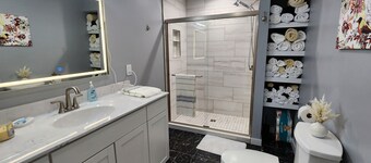 Btown Countryside Guest Home; Near IU; Family-Friendly