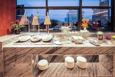 Restaurante. Huayun Hotel