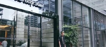 Carnival CEO Hotel (Chengdu Tianfu 3rd Street Funian Square)