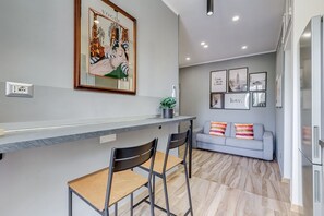 Interior - BDC - Domus Flavia Apt (Roma)