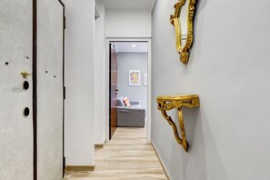 Interior - BDC - Domus Flavia Apt (Roma)