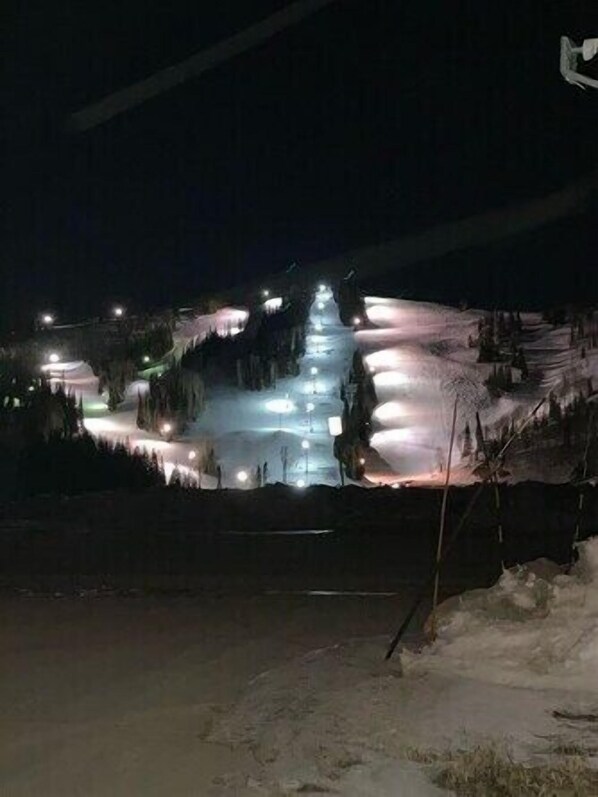 雪地及滑雪運動