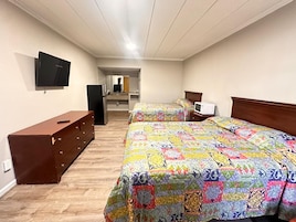 Habitación clásica con 1 cama doble o 2 individuales | Escritorio y wifi gratis