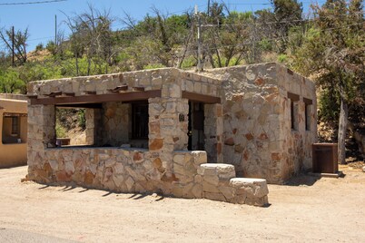 Dam Site 歷史區小屋