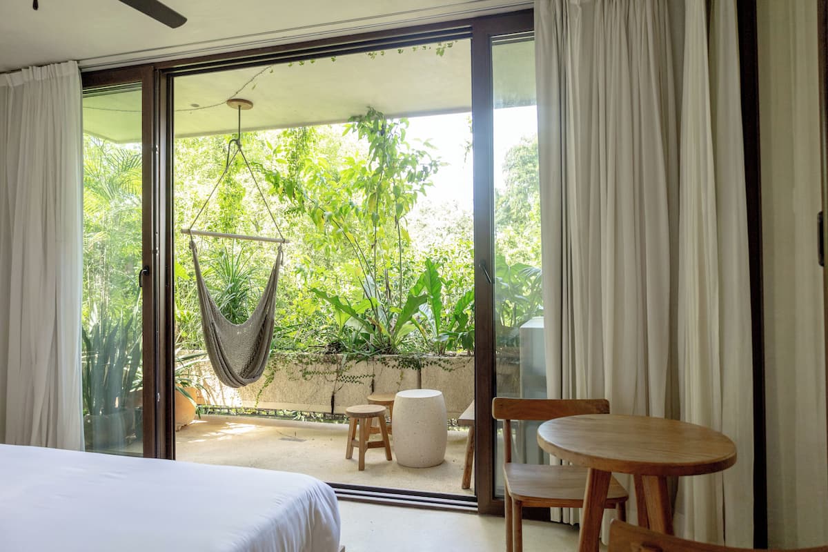 1 bedroom, in-room safe, laptop workspace, blackout curtains