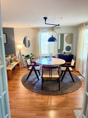 Dining - Zen Midcentury-Art Deco Hideaway (Concord)