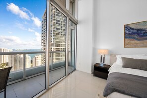 Desk, iron/ironing board, WiFi - 40th Floor High Ceiling Condo-Bay View - Free Spa (Miami)