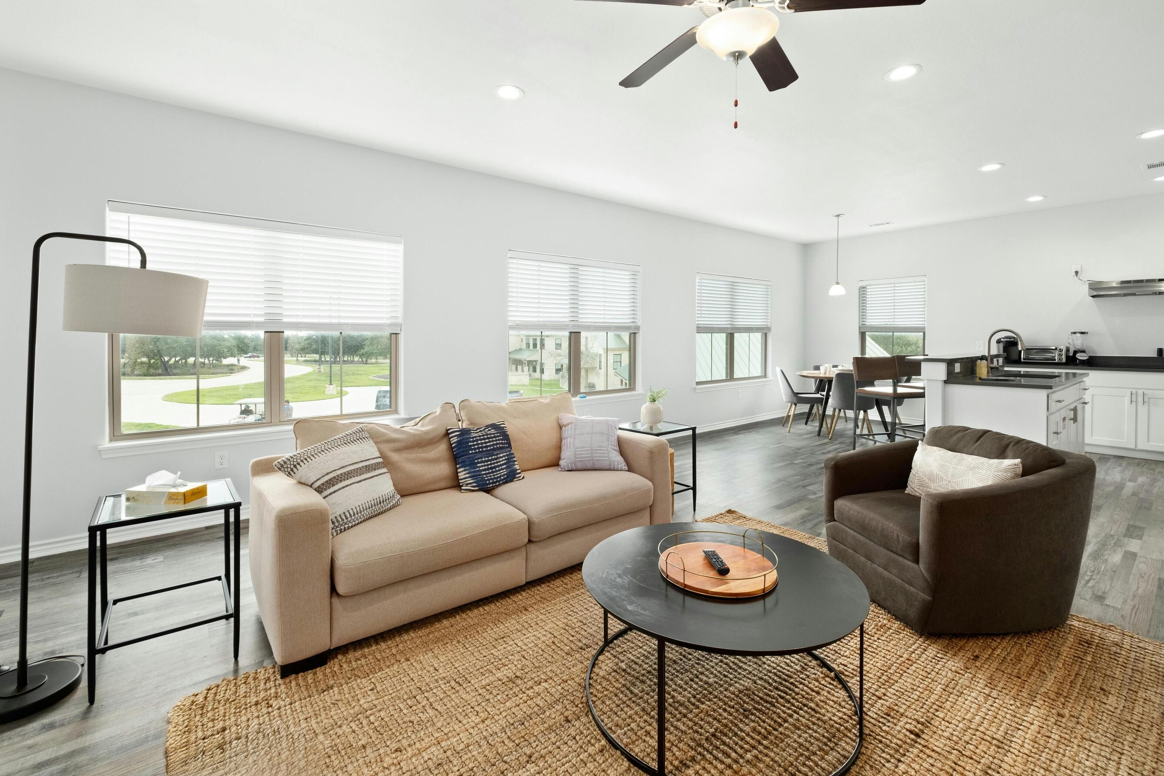 Dripping Springs Silver Creek Condo Thornton C- 3 Bedroom, 2nd floor