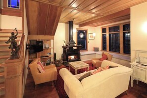 TV, stereo, offices