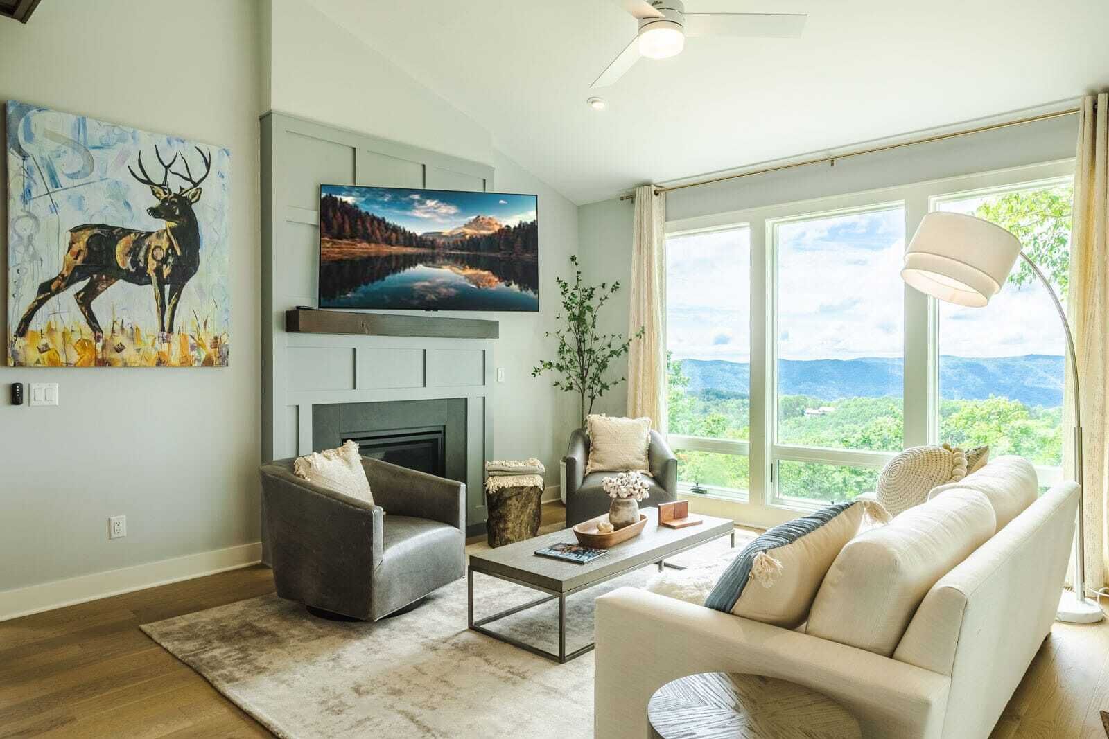 Designer Mountain Home in Luxury Community
