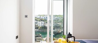 HipNautic, Mevagissey, sleeps 6