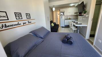 1 bedroom, iron/ironing board, free WiFi