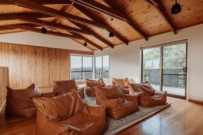 Interior - Four Bedroom Home Boasting Serene River + Mountain Views in Port Sorell! (Port Sorell)