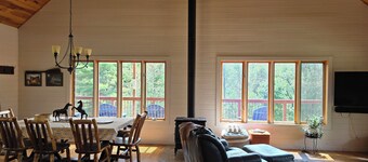 Wisconsin Dells Gathering for 15 Guests/7.5 Acres/5 mins from Downtown Dells