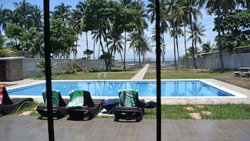 Piscine extérieure
