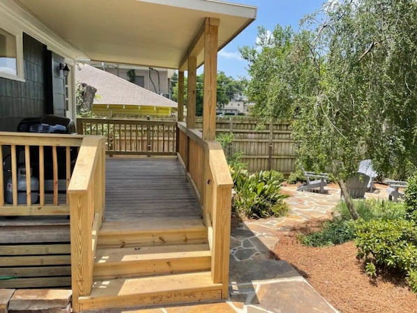 Terrace/patio