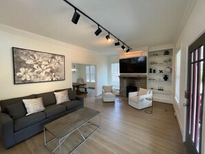 Smart-TV, Kamin